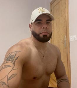 602502334: Chico busca chica en La Coruña