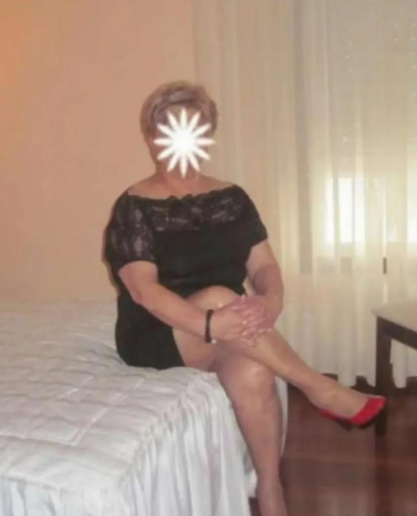 Chica busca chico en La Coruña: 