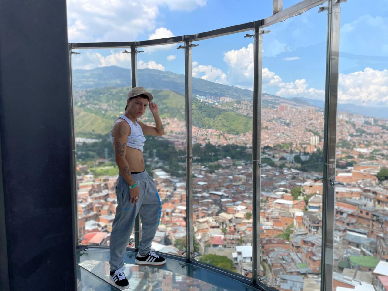 Chico busca chica en Ibiza: 