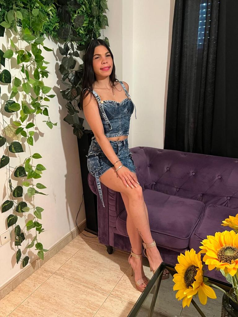 Chica busca chico en Madrid: Chica busca chico