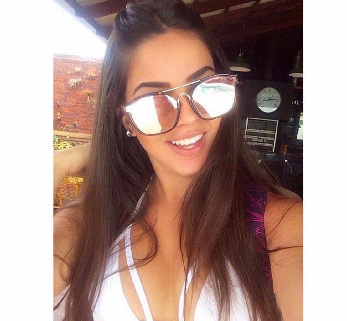 Chica busca chico en Ibiza: 