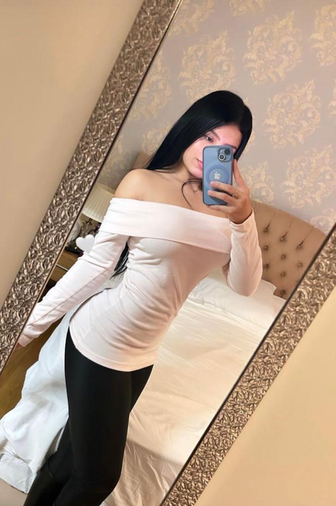 Chica busca chico en Zaragoza: Chica busca chico