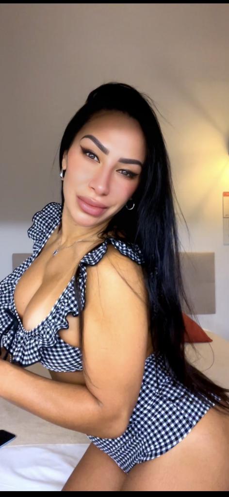 Chica busca chico en Badajoz: Chica busca chico