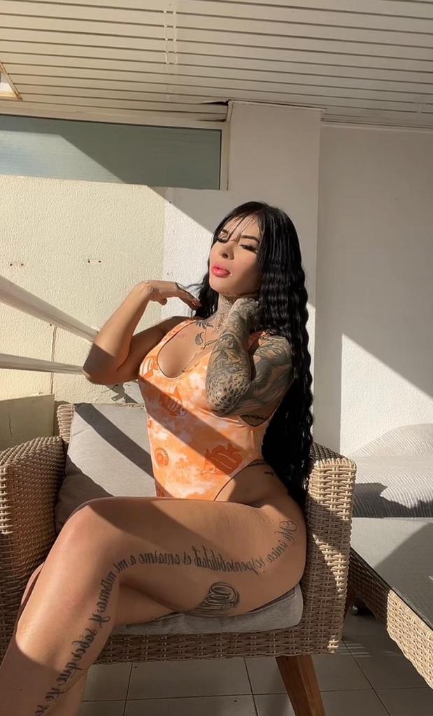 Chica busca chico en Ibiza: 