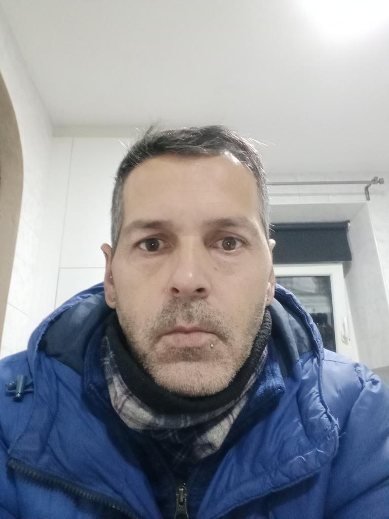 Chico busca chica en La Coruña: 