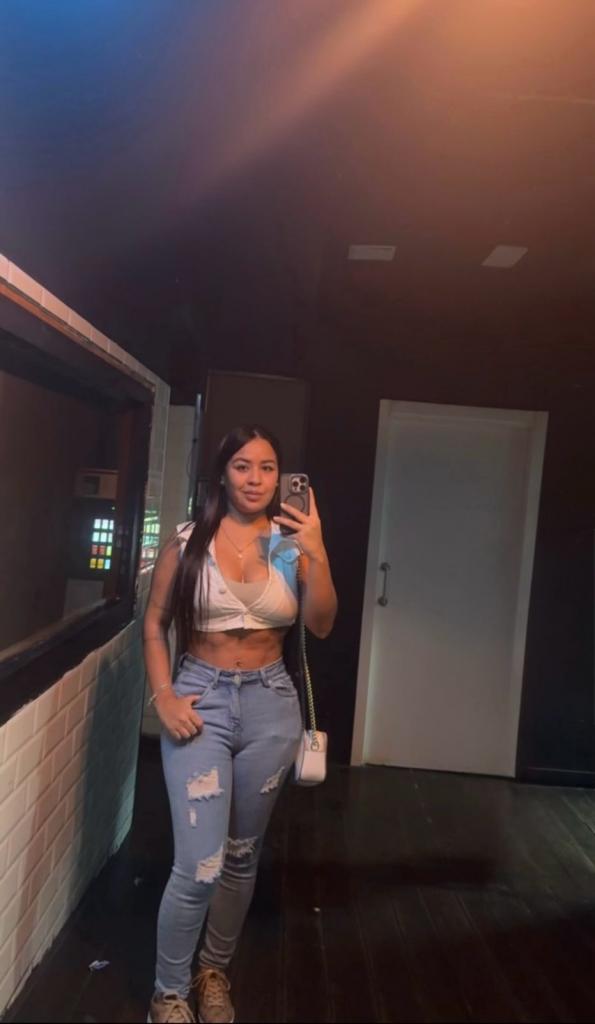 624382517: Chica busca chico en Almería