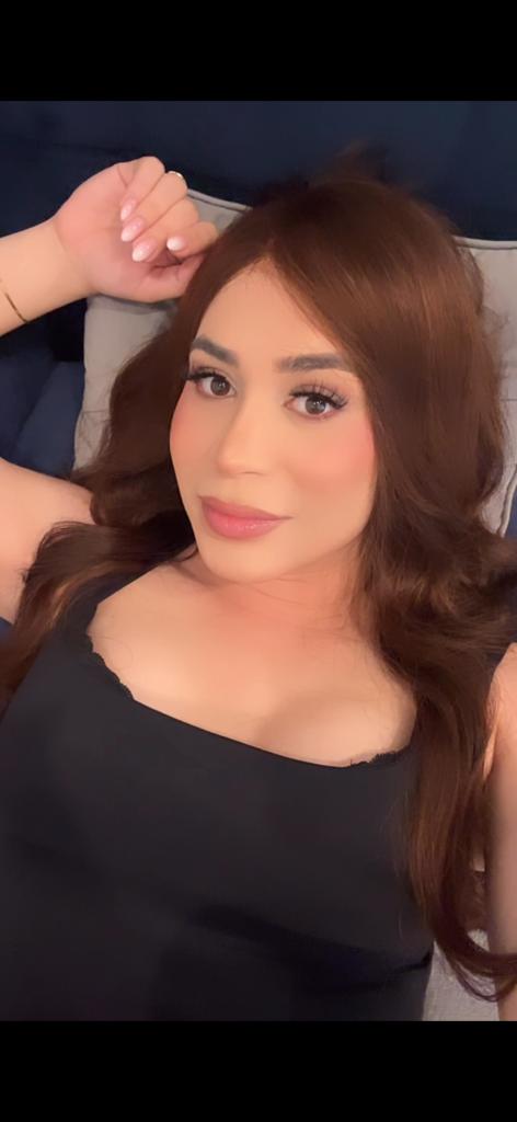 647832550: Travesti en Cantabria