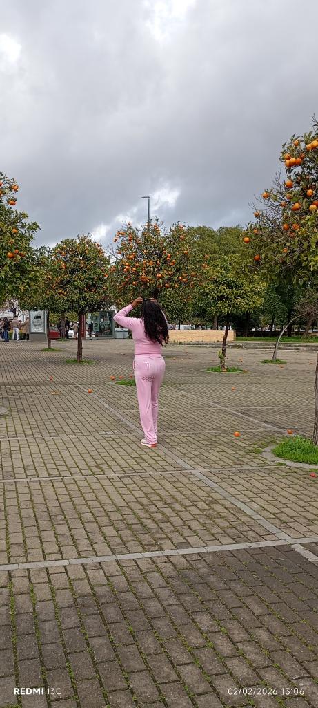 Chica busca chico en Sevilla: 