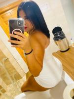 663166978: Chica busca chico en Murcia