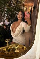 641186985: Chica busca chico en Barcelona