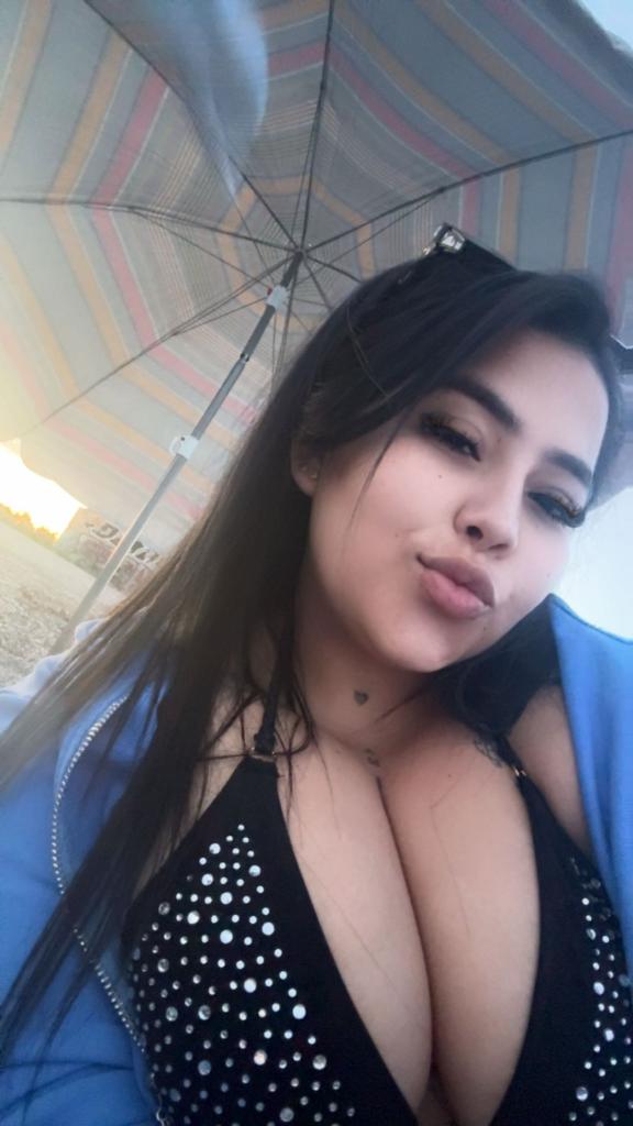 Chica busca chico en Almería: 