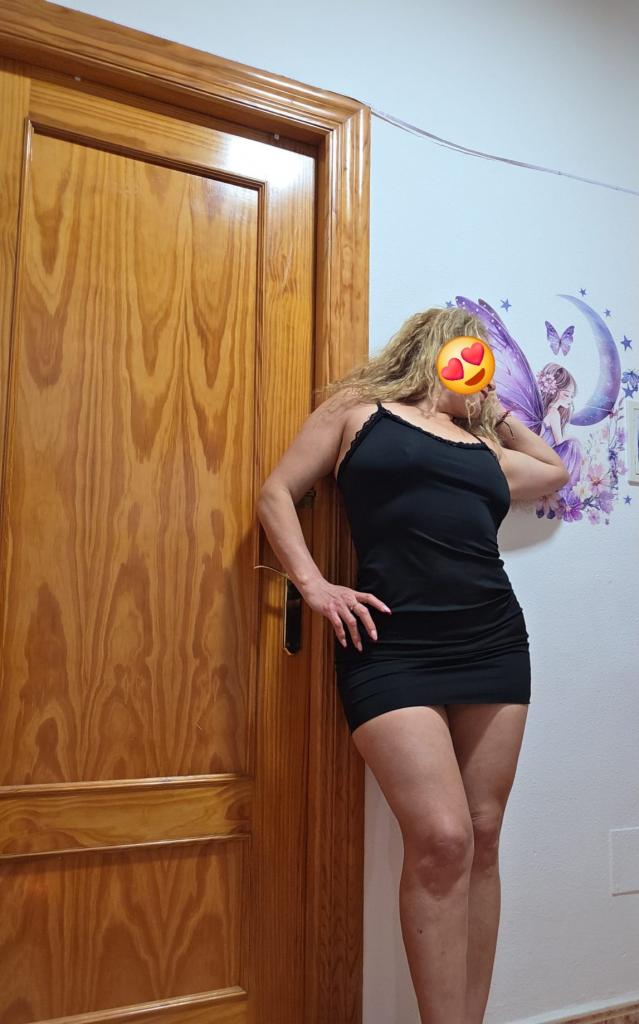 Chica busca chico en Almería: 