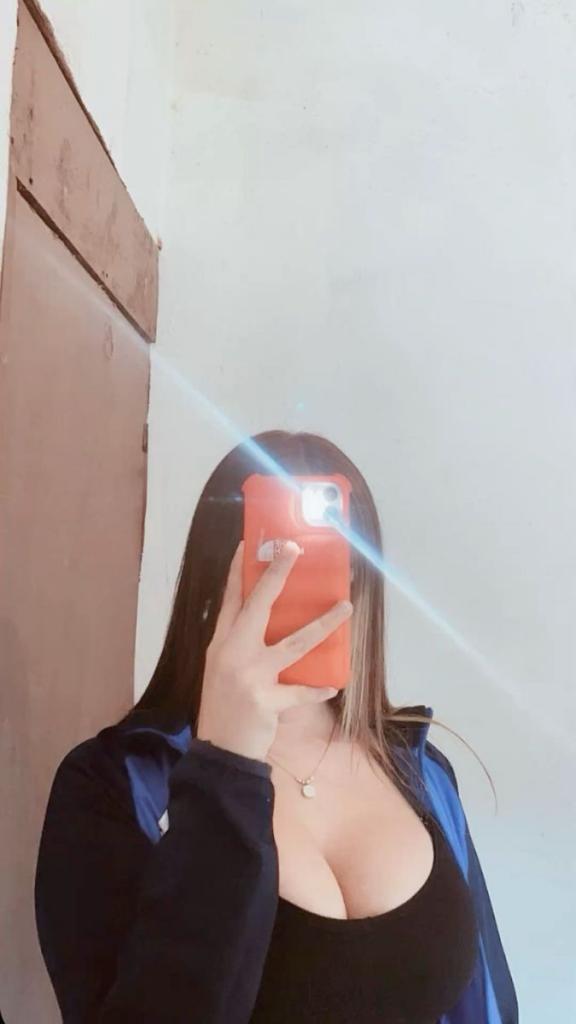 Chica busca chico en Tenerife: 