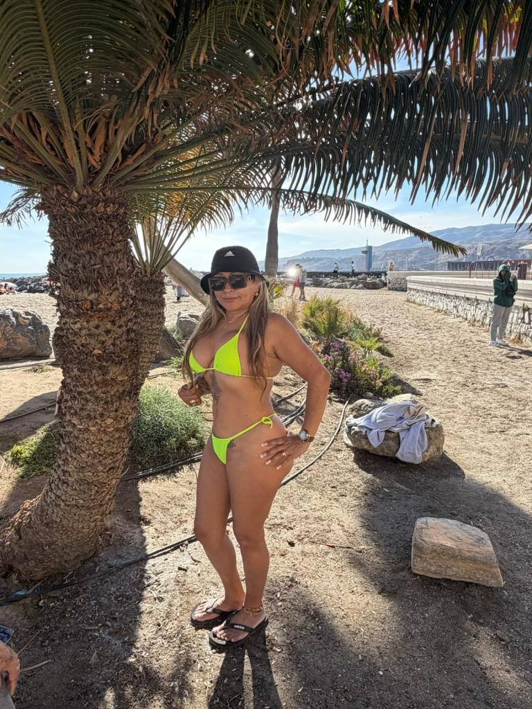 Chica busca chico en Almería: 