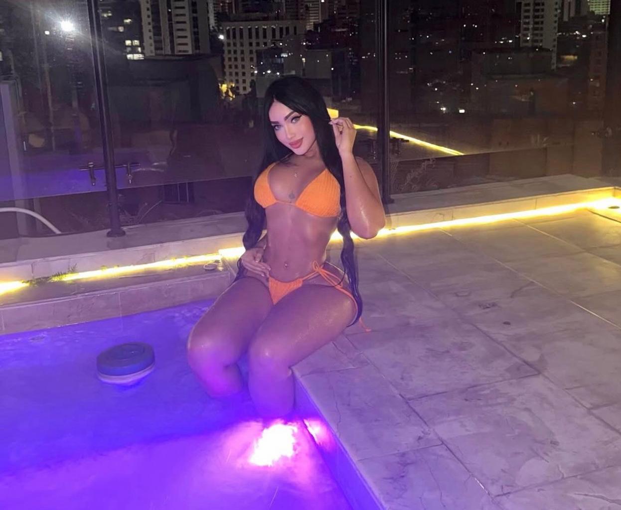 Chica busca chico en Tenerife: 