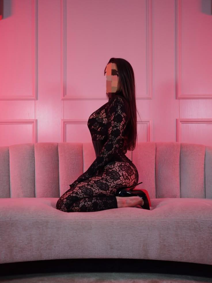 Chica busca chico en Cádiz: 