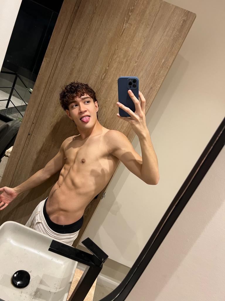 614608032: Chico busca chica en Burgos