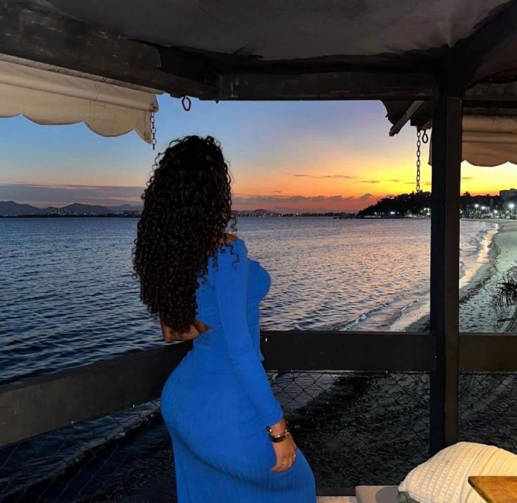 Chica busca chico en Cádiz: 