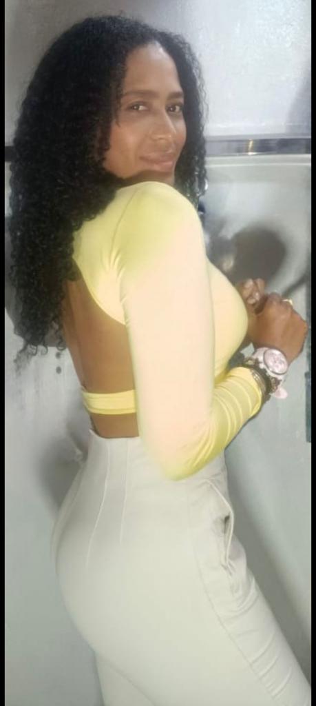 Chica busca chico en Málaga: Chica busca chico