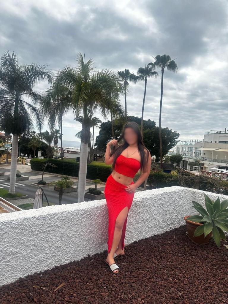 Chica busca chico en Tenerife: Chica busca chico