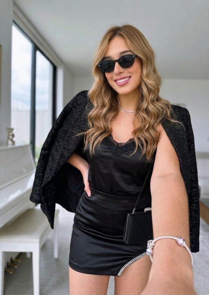 Chica busca chico en Mallorca: 