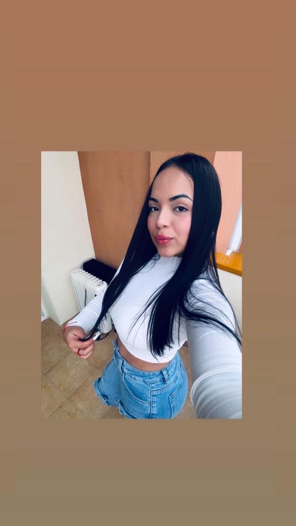 613233127: Chica busca chico en Alicante