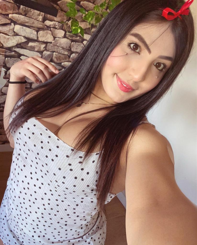 664533593: Travesti en Barcelona