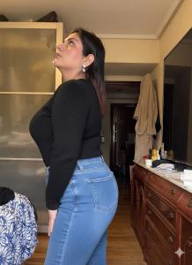 623480398: Chica busca chico en Sevilla