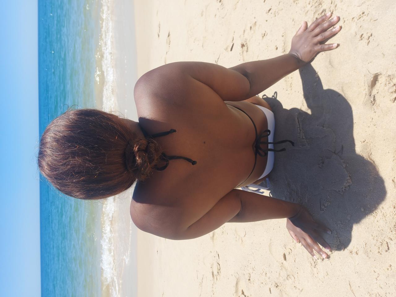 Chica busca chico en Huelva: 