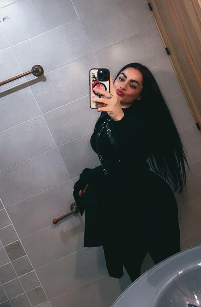 Chica busca chico en Huesca: 