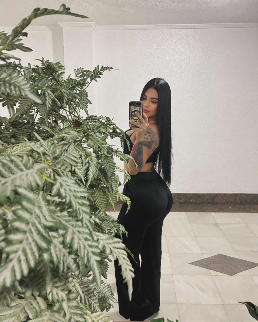 Chica busca chico en Barcelona: 