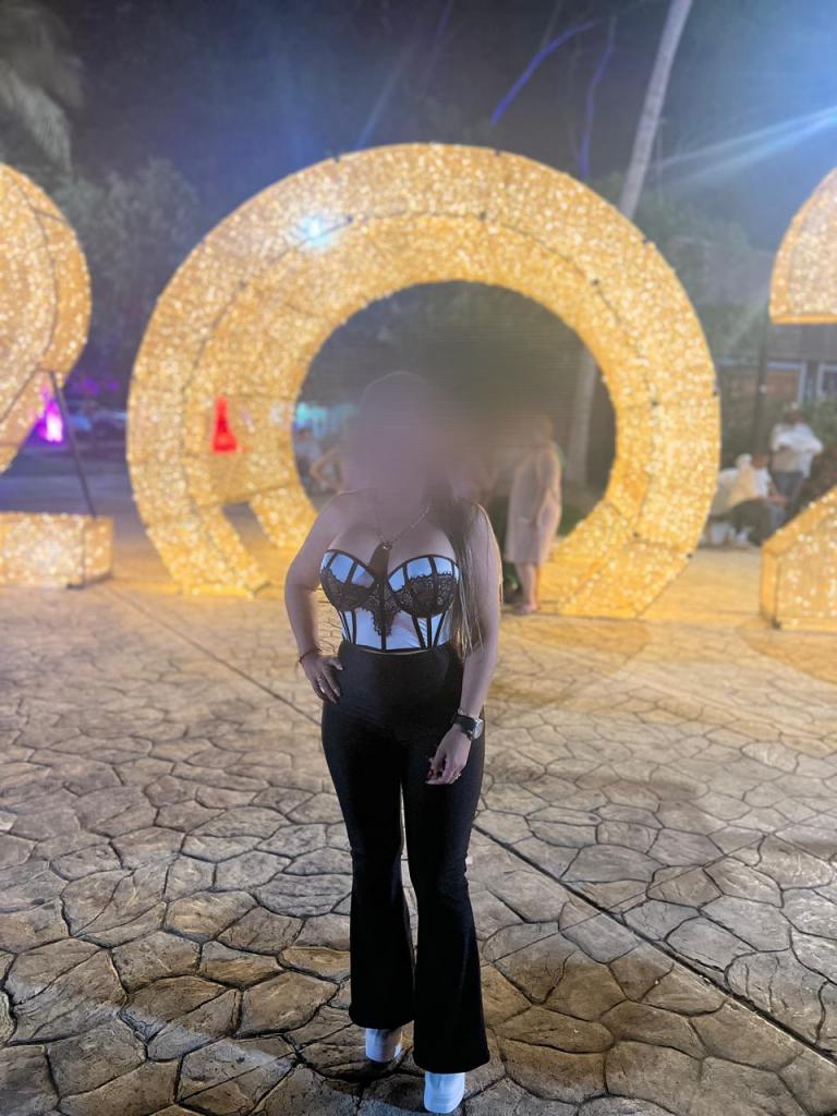 673308185: Chica busca chico en Huesca