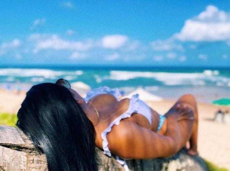 Chica busca chico en Huelva: 