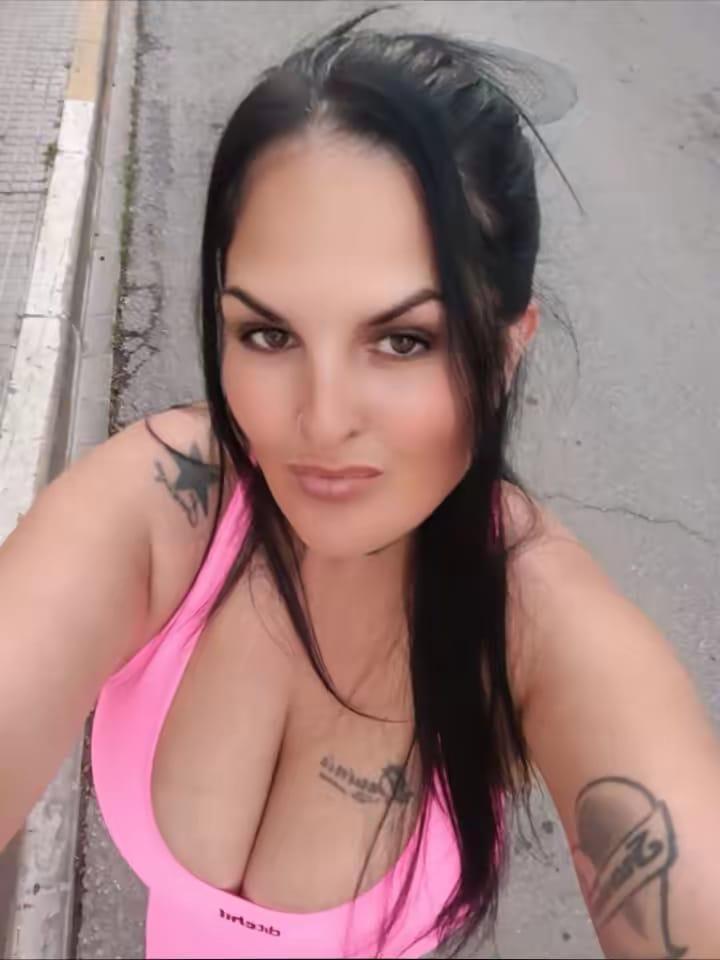 Chica busca chico en Sevilla: 