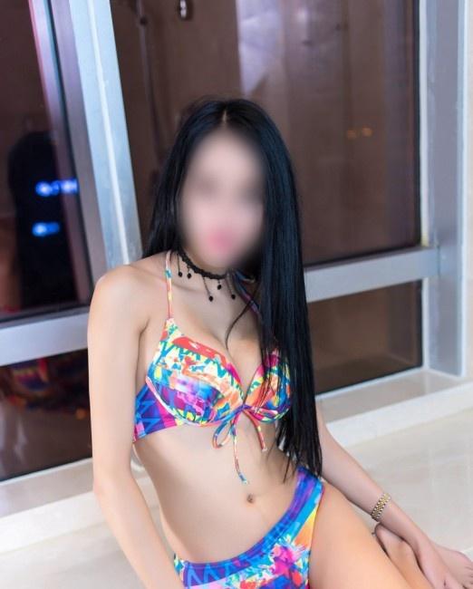 Chica busca chico en Cádiz: 