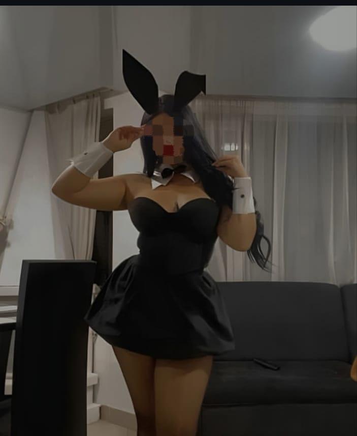 Chica busca chico en Sevilla: 