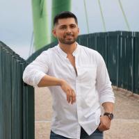 672591047: Chico busca chica en Madrid