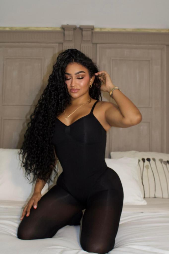 Chica busca chico en Almería: 