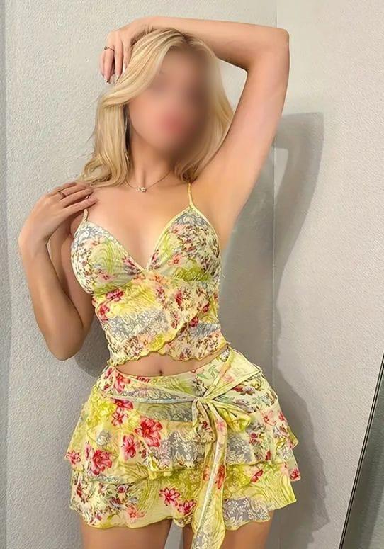 612231494: Chica busca chico en Orense