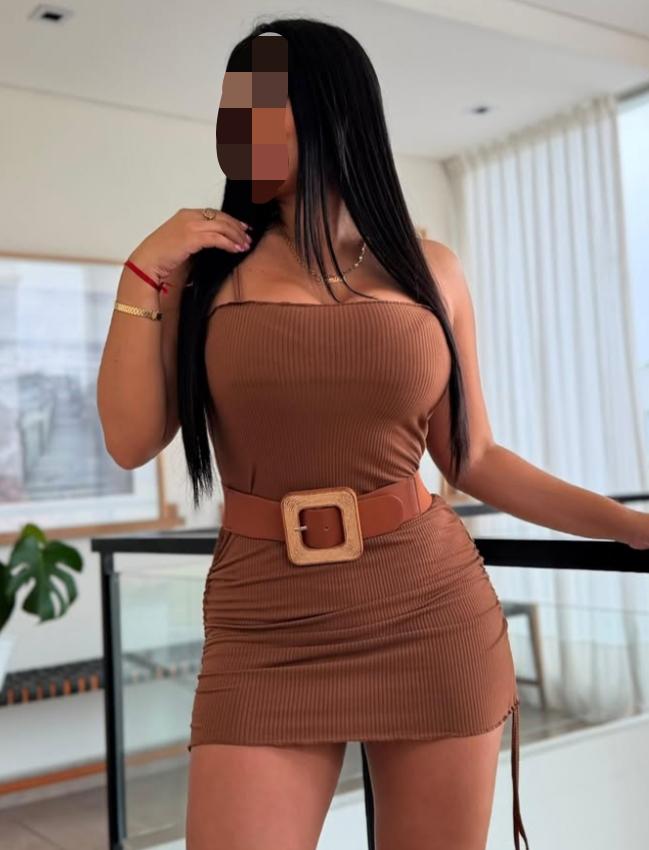 632136383: Chica busca chico en Sevilla