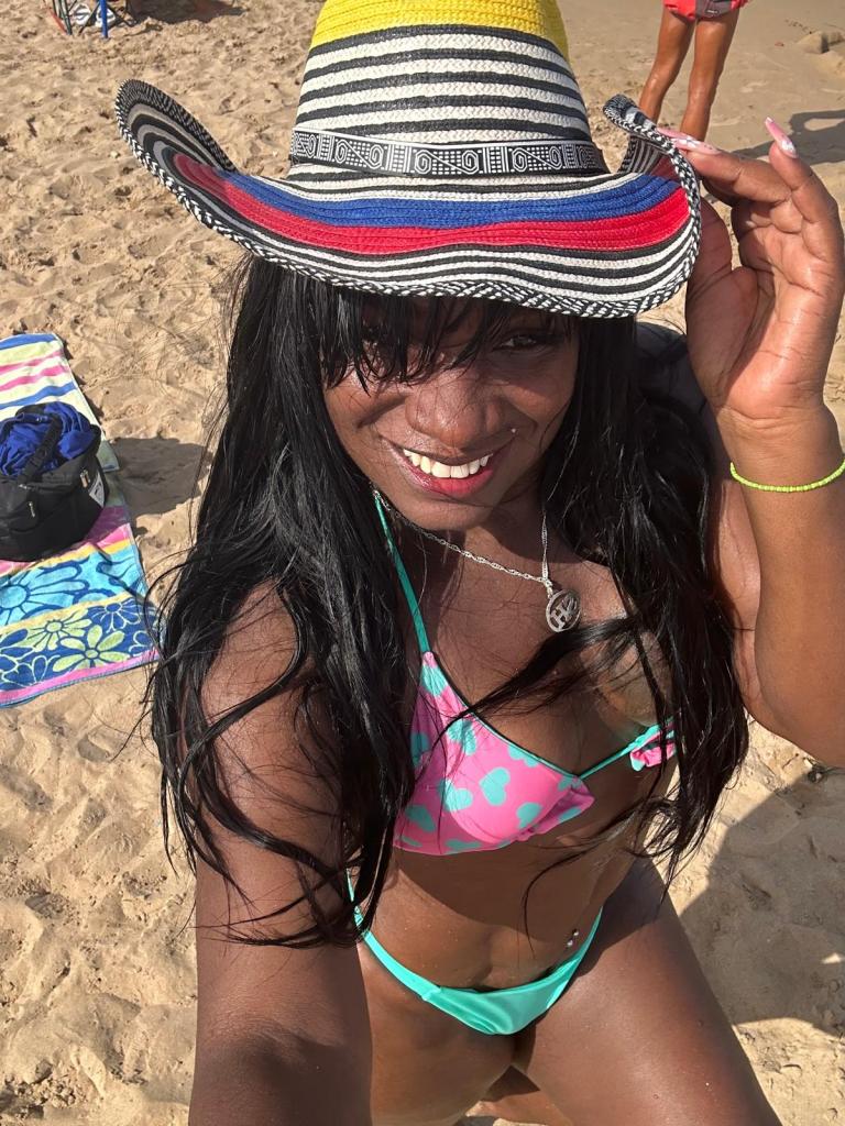 Chica busca chico en Cádiz: 