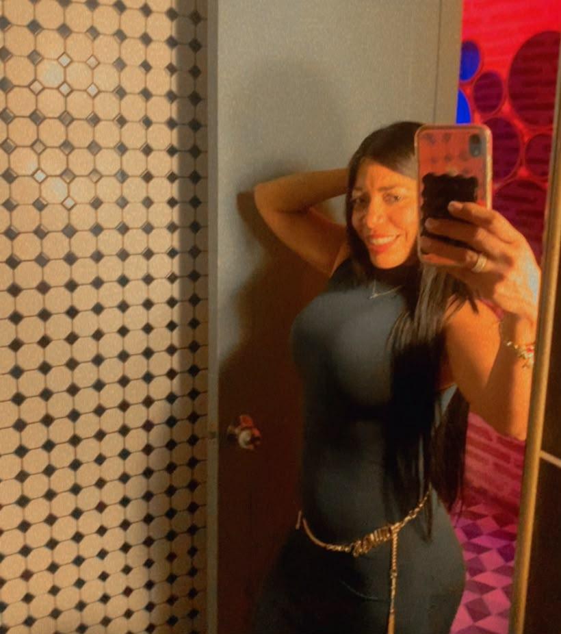 Chica busca chico en Ibiza: 
