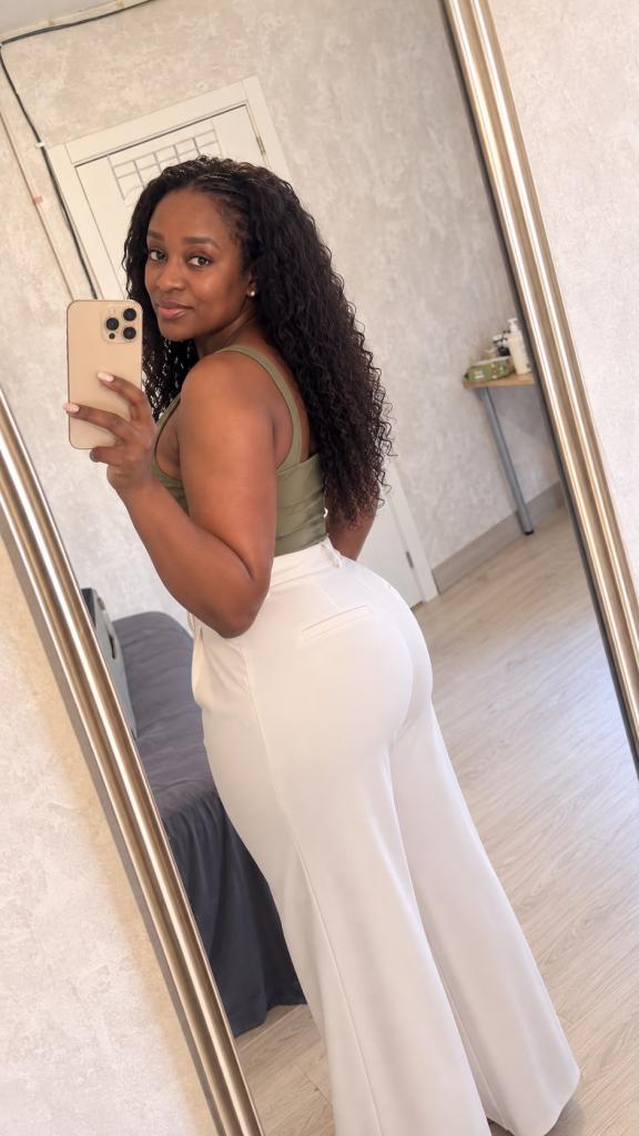 614589762: Chica busca chico en Burgos