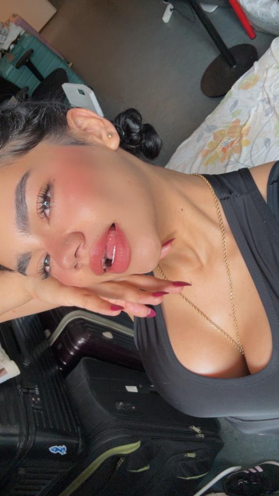 666104484: Chica busca chico en Lérida