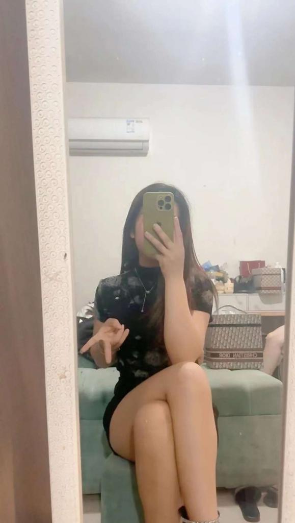 656778499: Chica busca chico en Madrid