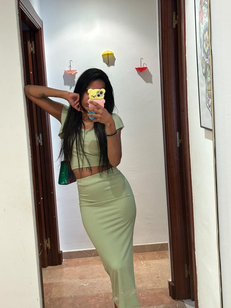 Chica busca chico en Cádiz: 