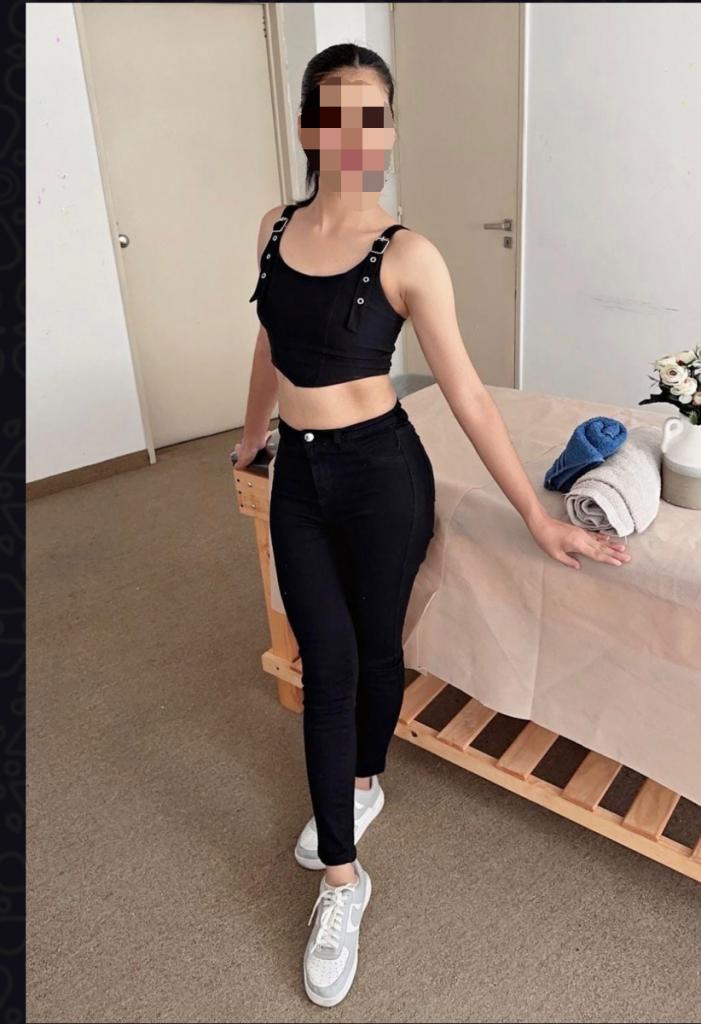 624941840: Chica busca chico en Barcelona