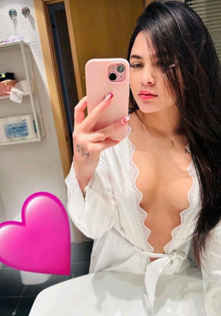 613321717: Chica busca chico en Zaragoza
