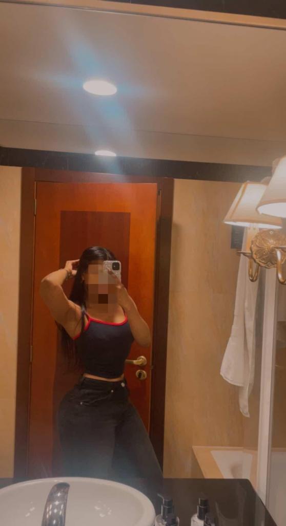692262577: Chica busca chico en La Coruña