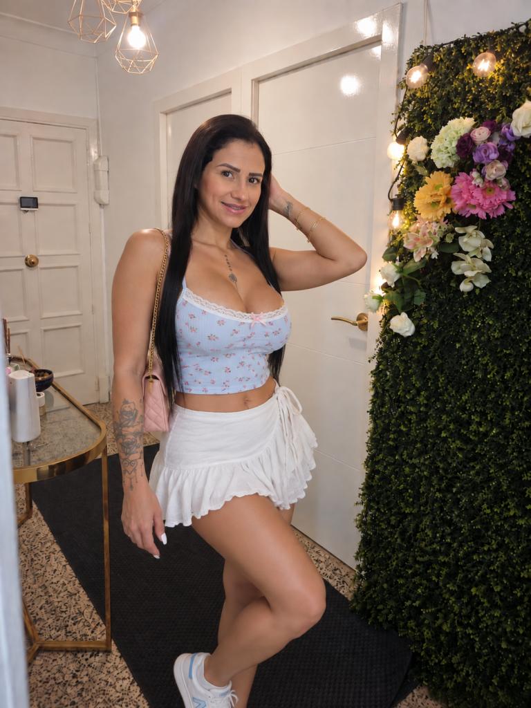 661368673: Chica busca chico en Mallorca